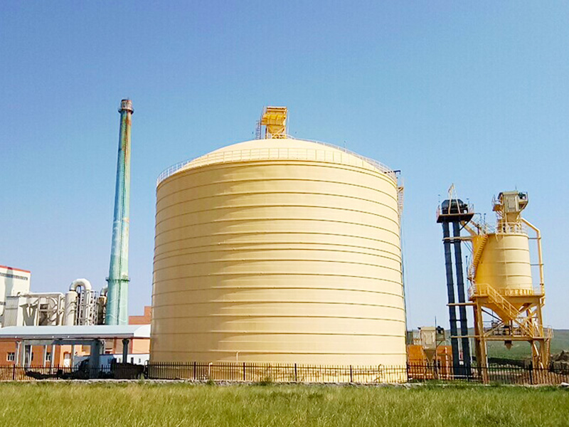 Steel silos of Shenzhen Energy Group at Xianghuang Banner